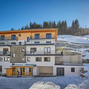 https://wiesl-lodge-saalbach.saalbachhinterglemmhotels.com