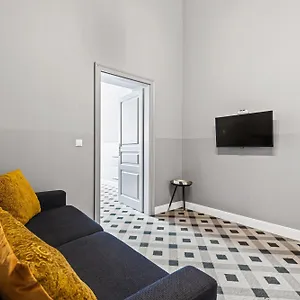 https://kh-apartments-bei-der-oper.vienna-besthotels.com